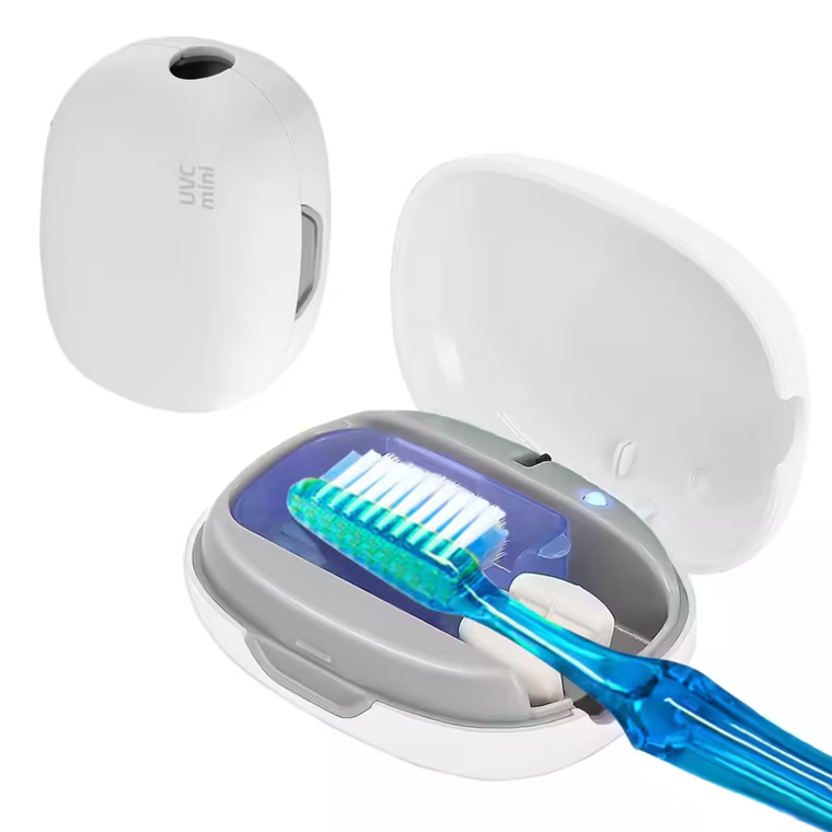 Estuche portátil de esterilizador UV con cepillo de dientes dentro
